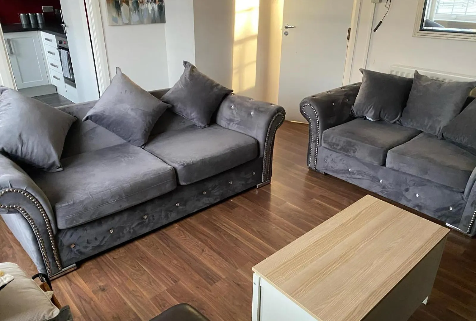 The Granite City - Modern City Centre Apartment 애버딘